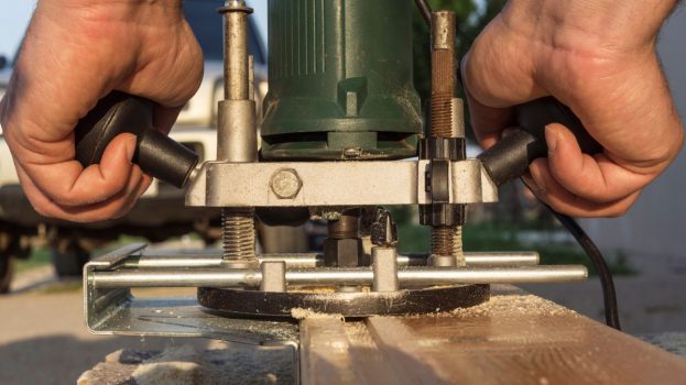Plunge cut on sale with router