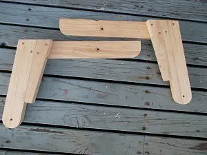 Compact Folding Picnic Table : Connecting Pieces